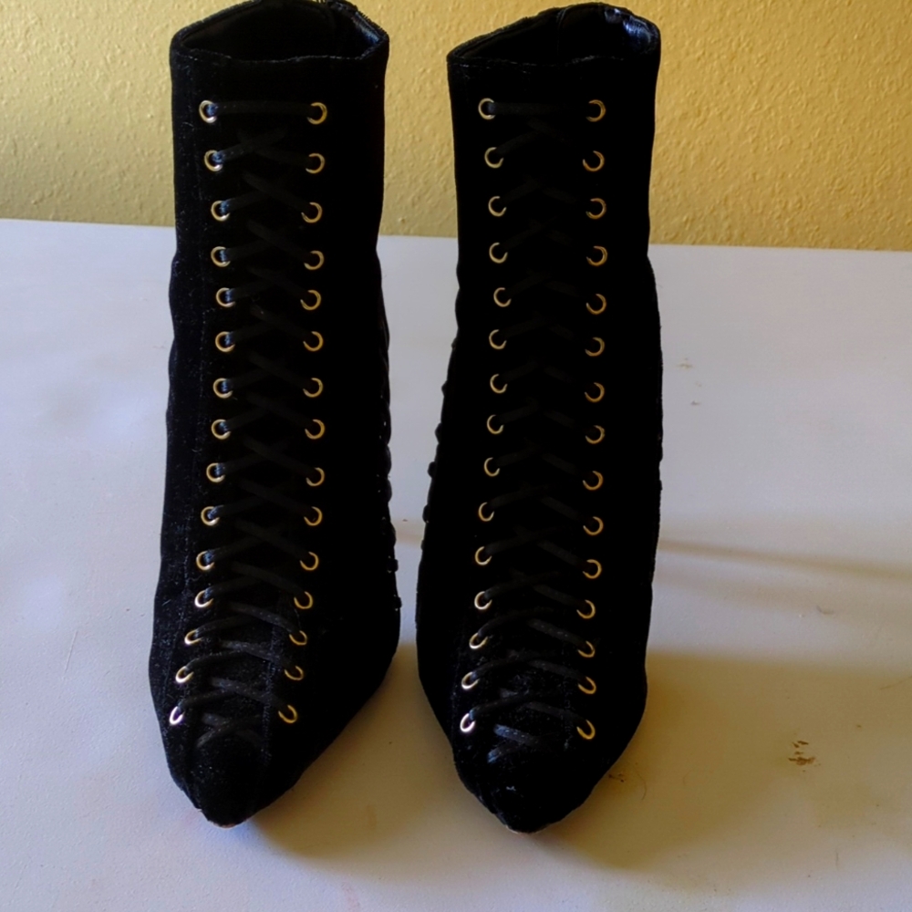 JLO Black velvet boots size 7